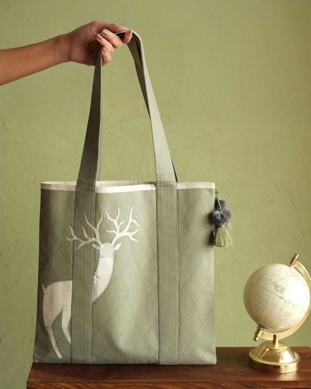 Gond Folk Deer - Green Laptop Tote
