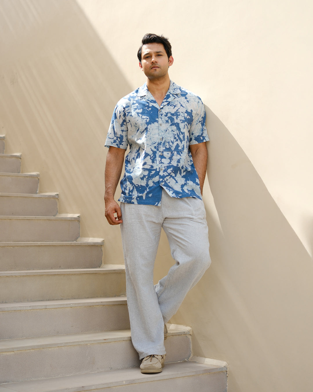 Indigo Wayfinder Batik Short Sleeve Shirt