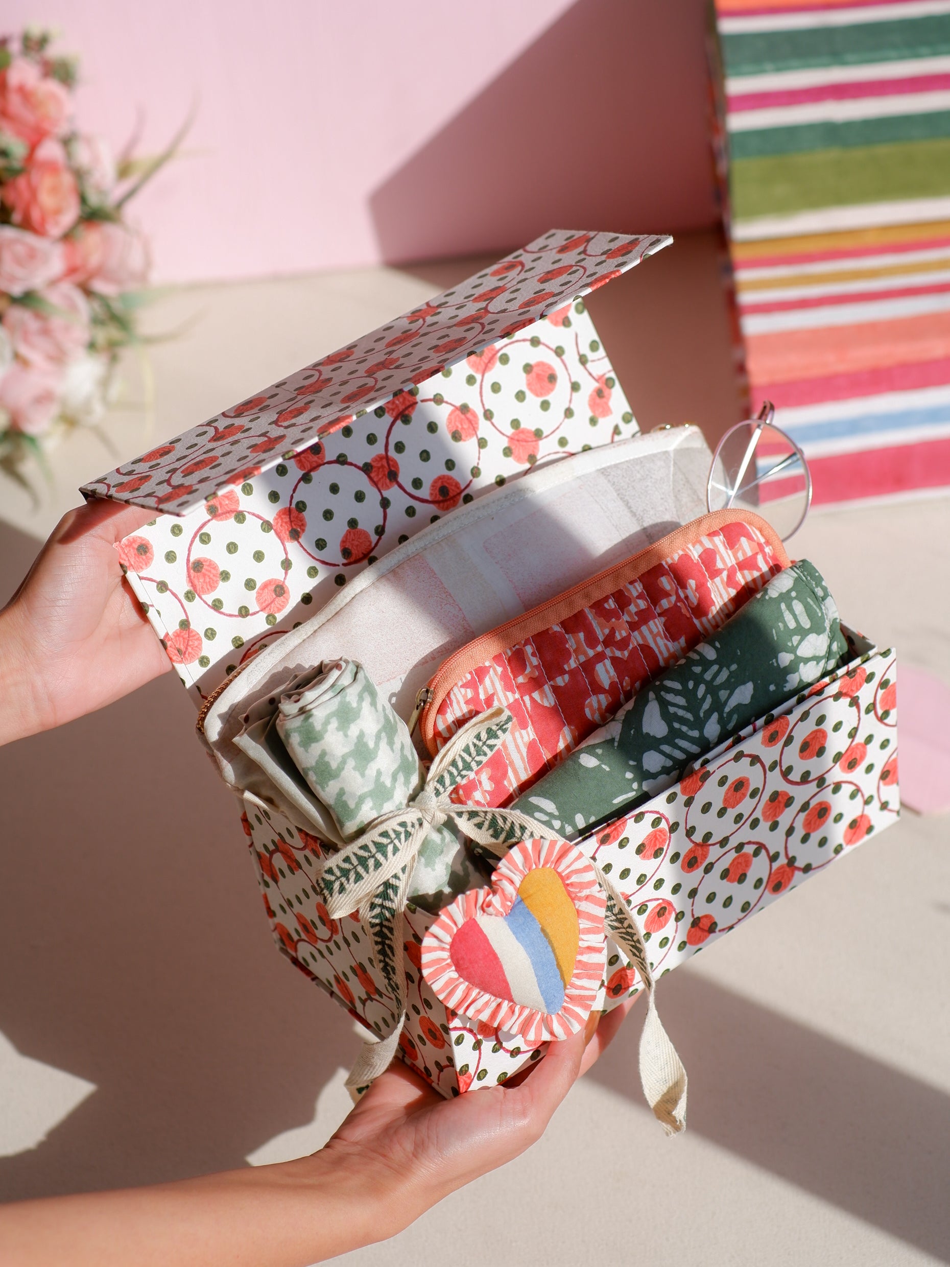 Kaleidoscope Red & Green - Treasure Gift Box