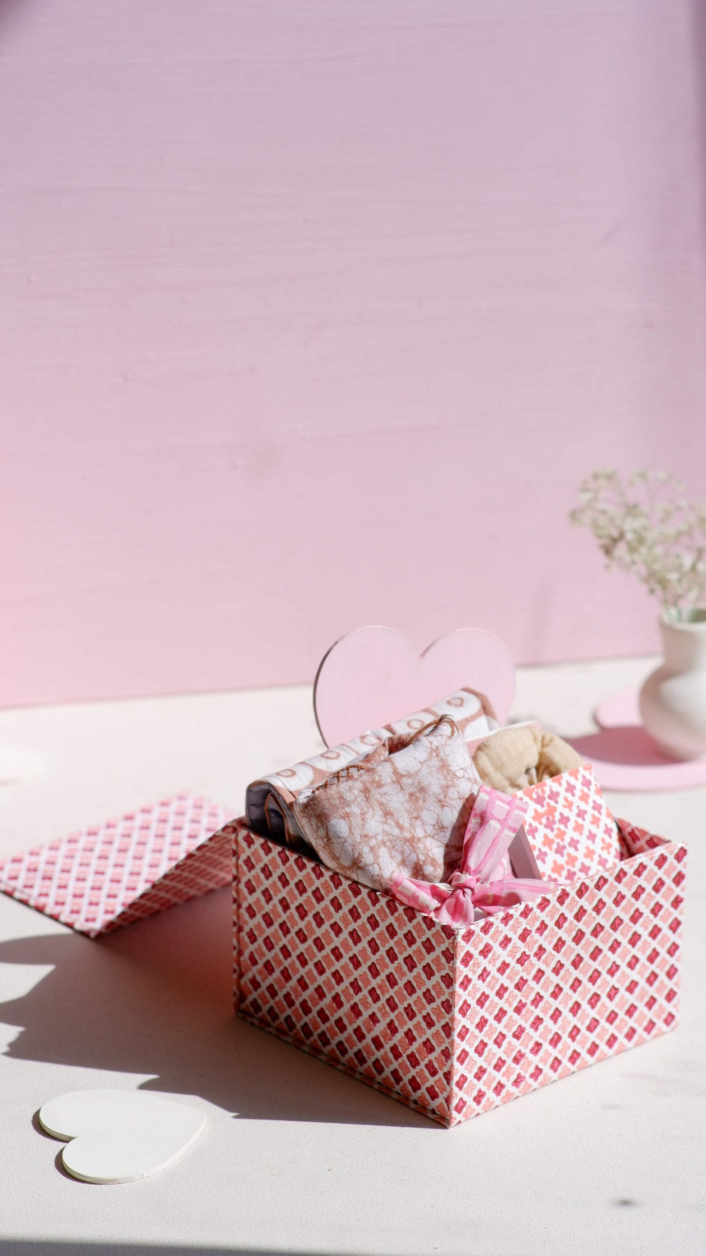 Diamond Red - The Vault Gift Box